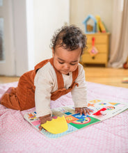 Lade das Bild in den Galerie-Viewer, &#39;&#39;Mein großes Spielwörterbuch&#39;&#39; Board Book (German)
