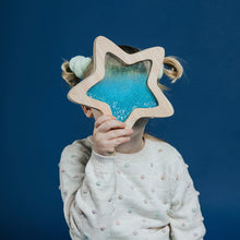 Lade das Bild in den Galerie-Viewer, Sensory Star Toy, Glow in the Dark
