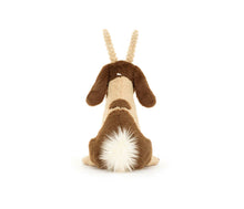 Load image into Gallery viewer, Jellycat &#39;&#39;Glenny Goat&#39;&#39; Soft Toy
