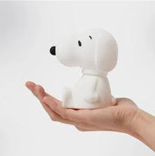 Load image into Gallery viewer, Bundle of Light, Snoopy Nightlight
