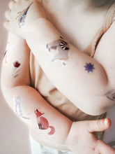 Lade das Bild in den Galerie-Viewer, Temporäre Bio-Tattoos „Little Piep“.
