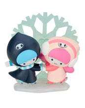 Lade das Bild in den Galerie-Viewer, Hello Kitty® x Tokidoki Blind Box Figures &#39;&#39;Winter Dreams&#39;&#39;
